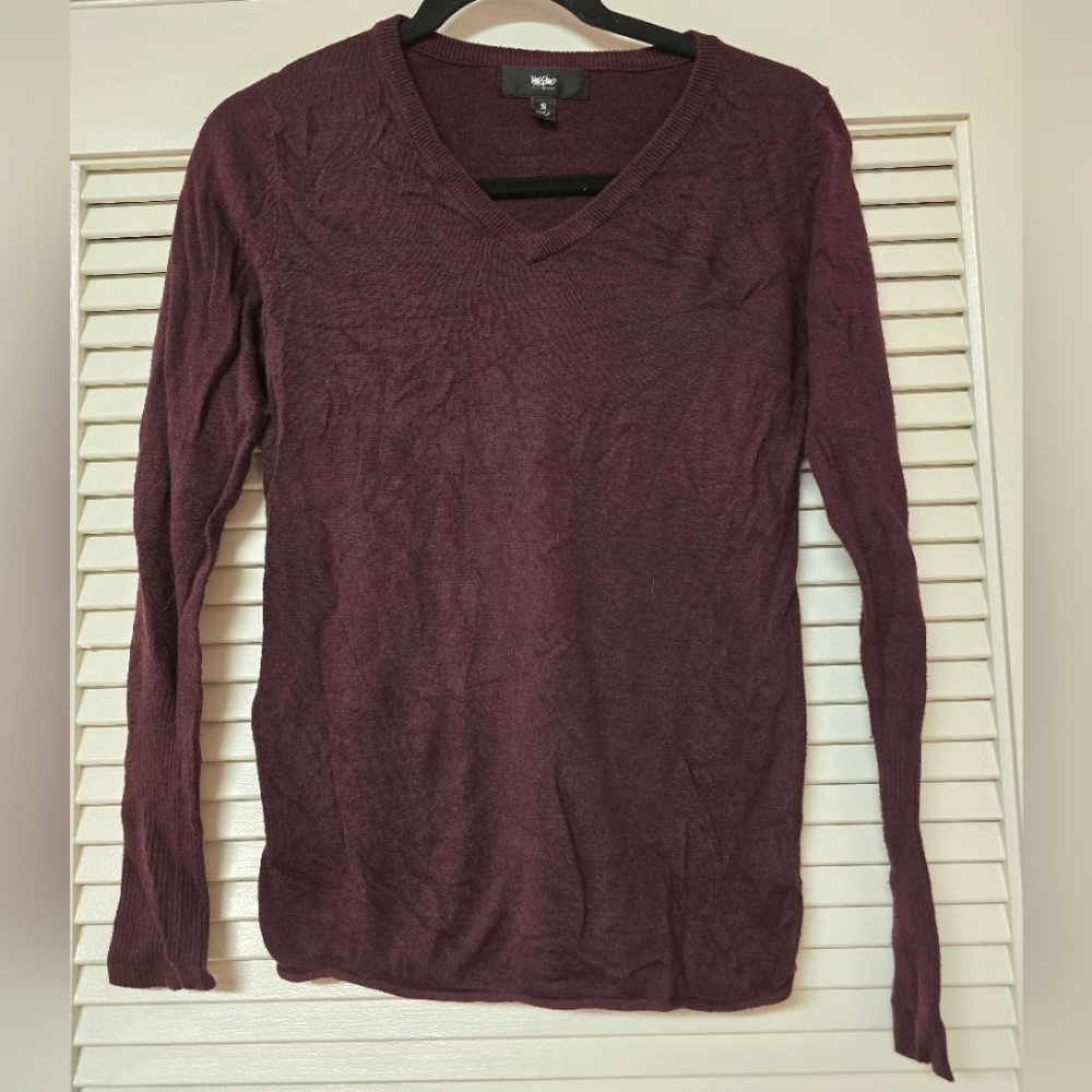 Mossimo Supply Co - Maroon Long-Sleeve V-Neck Top
